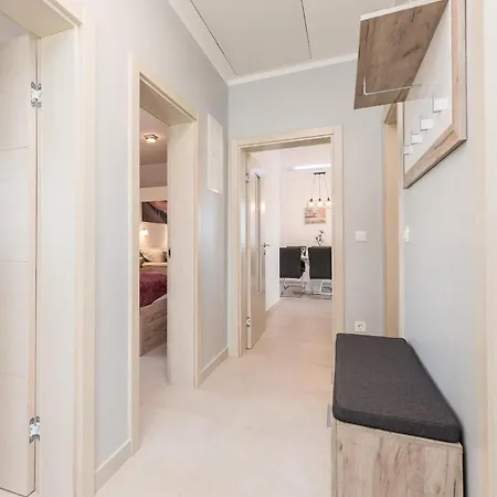 Palmarosa * Задар