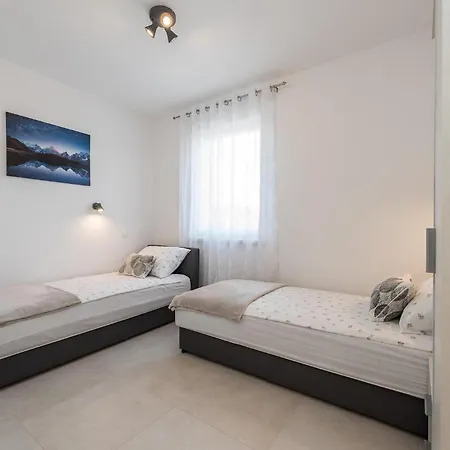 Palmarosa Задар