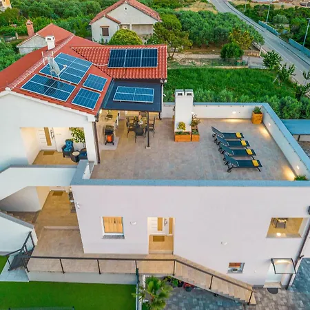 Palmarosa * Задар