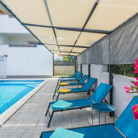 Palmarosa Дом отдыха