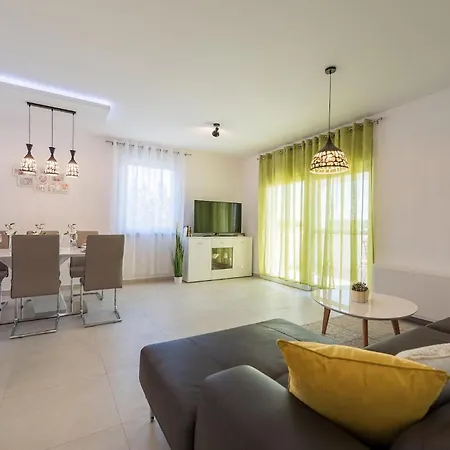 Palmarosa Semesterbostad Zadar